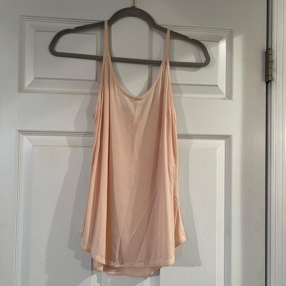 lululemon blush tank top